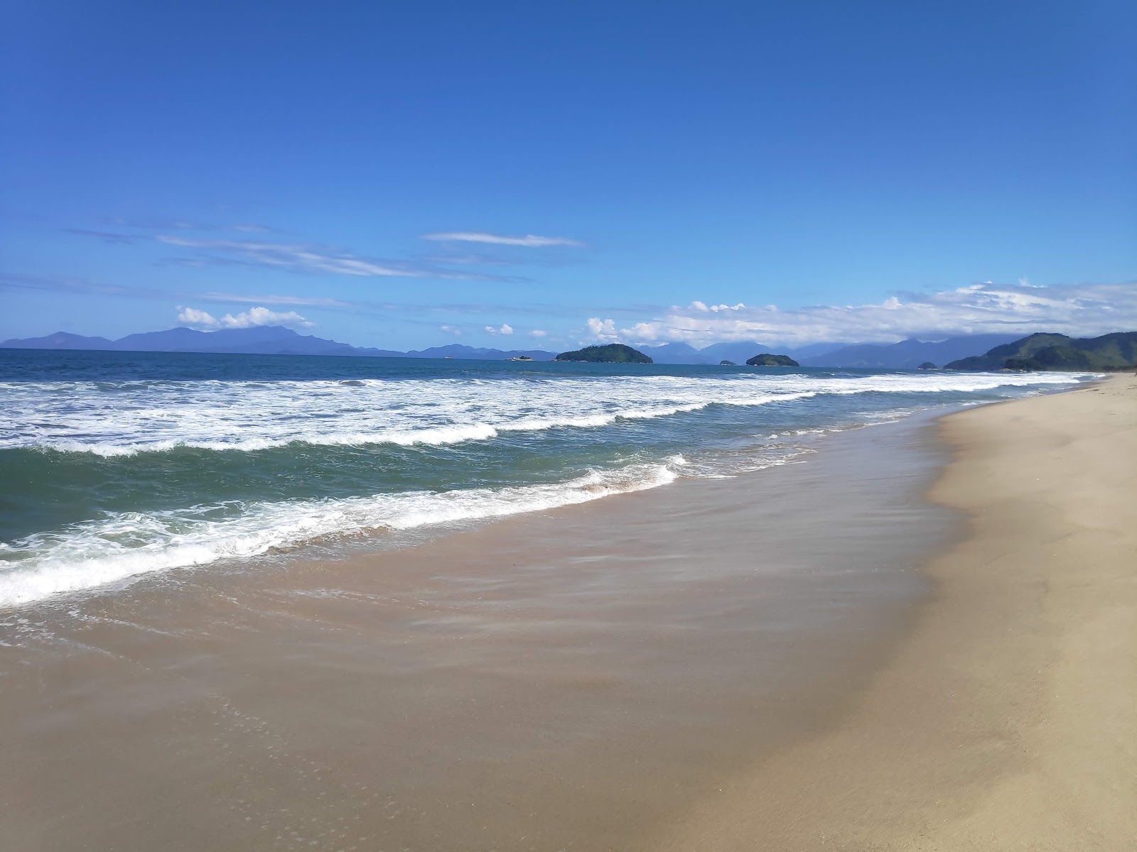 Coqueiro Plajı'in fotoğrafı çok temiz temizlik seviyesi ile
