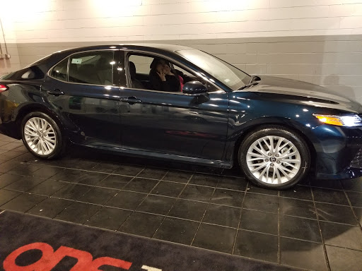 Toyota Dealer «One Toyota of Oakland», reviews and photos, 8181 Oakport St, Oakland, CA 94621, USA