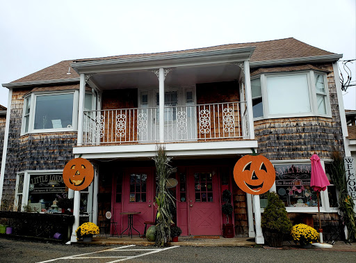 Shopping Mall «Chester Shopping Mall», reviews and photos, 23 W Main St, Chester, NJ 07930, USA