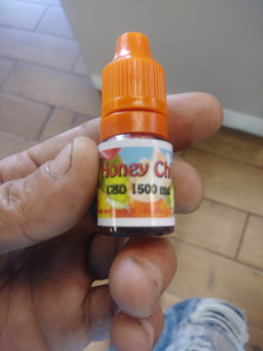 Tobacco Shop «407 Smoke Shop», reviews and photos, 4316 Curry Ford Rd, Orlando, FL 32806, USA