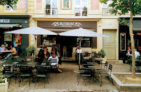 Atmosphère du Restaurant de hamburgers Big Fernand à Versailles - n°10