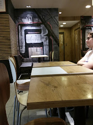 Photo n°76 de McDonald's à Amnéville ()