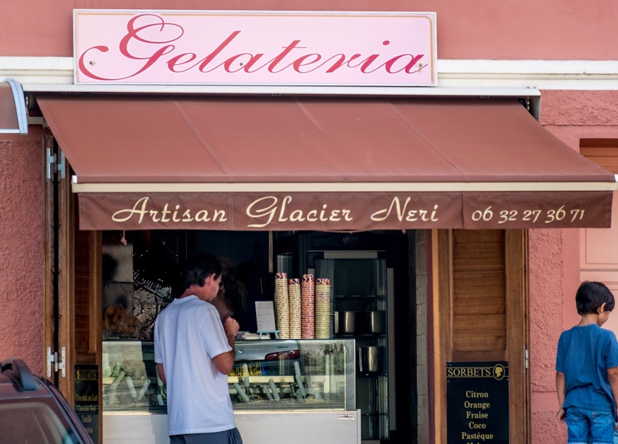 Glacier Neri Ajaccio