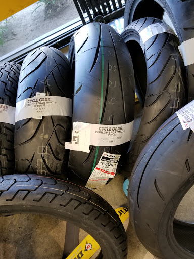 Motorcycle Parts Store «Cycle Gear», reviews and photos, 4455 N Blackstone Ave, Fresno, CA 93726, USA