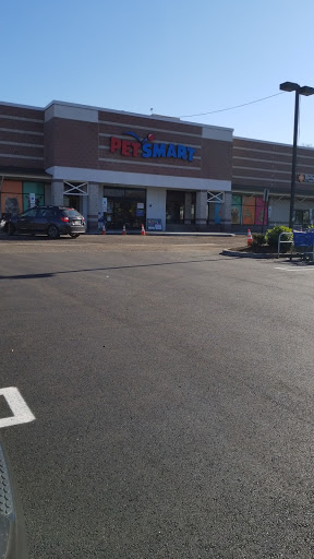 Pet Supply Store «PetSmart», reviews and photos, 60 NJ-17, Paramus, NJ 07652, USA