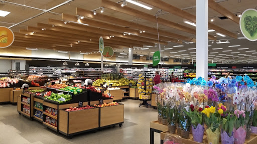 Department Store «Target», reviews and photos, 13301 Gateway Center Dr, Gainesville, VA 20155, USA