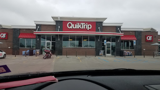 Gas Station «QuikTrip», reviews and photos, 5400 S Interstate 35 East Service Rd, Waxahachie, TX 75165, USA