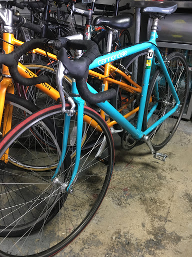 Used Bicycle Shop «Willie’s Bicycle», reviews and photos, 3210 NE 2nd Ave, Miami, FL 33137, USA