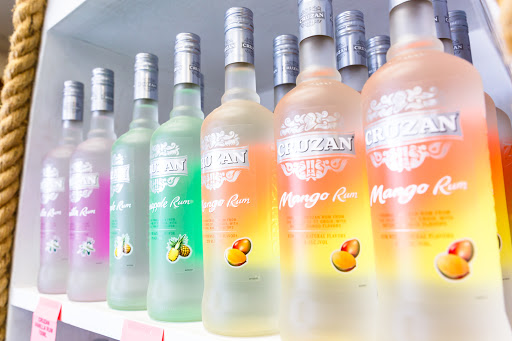 Wine Store «Lakemore Wine & Liquor», reviews and photos, 1500 Canton Rd # 100, Akron, OH 44312, USA