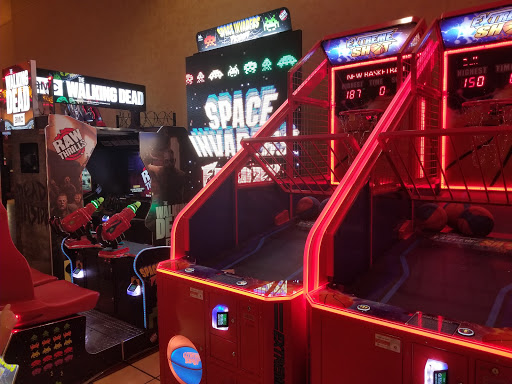 Movie Theater «Regal Cinemas Everett Mall 16 & RPX», reviews and photos, 1402 SE Everett Mall Way, Everett, WA 98208, USA