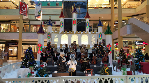 Shopping Mall «The Shops of Grand Avenue», reviews and photos, 275 W Wisconsin Ave, Milwaukee, WI 53203, USA