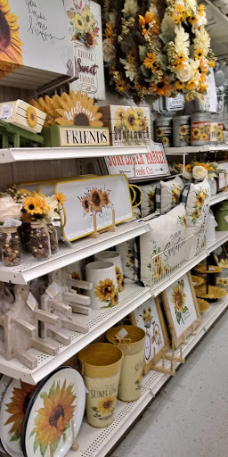 Craft Store «Michaels», reviews and photos, 3455 Princeton Rd, Hamilton, OH 45011, USA