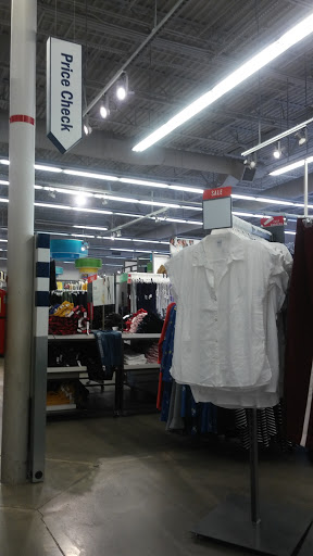 Clothing Store «Old Navy», reviews and photos, 868 N E Mall Blvd, Hurst, TX 76053, USA