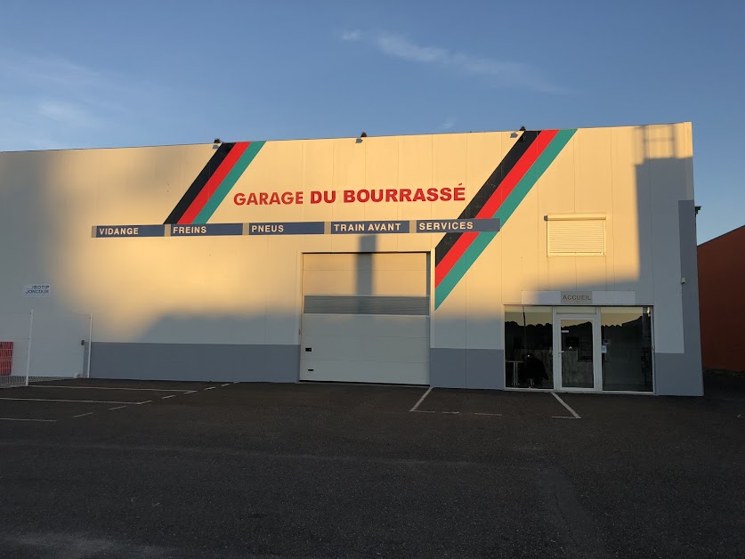 Garage Du Bourrassé à Saint-Pierre-du-Mont