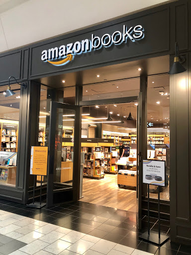 Book Store «Amazon Books», reviews and photos, 9585 SW Washington Square Rd, Portland, OR 97223, USA