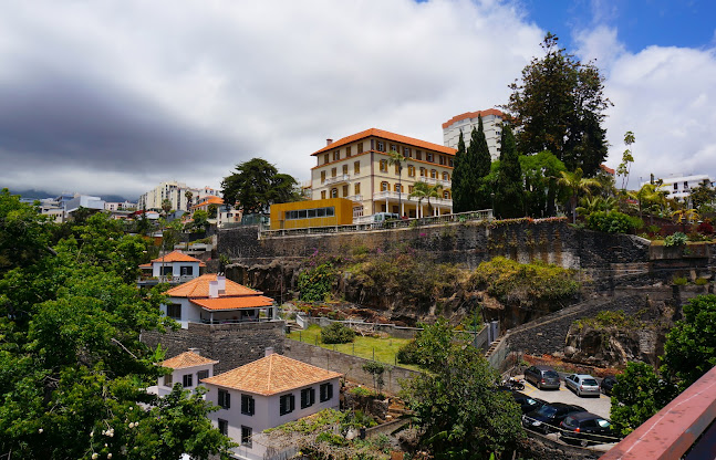 Avaliações doConservatório-Escola Profissional das Artes da Madeira – Eng. Luiz Peter Clode em Funchal - Escola