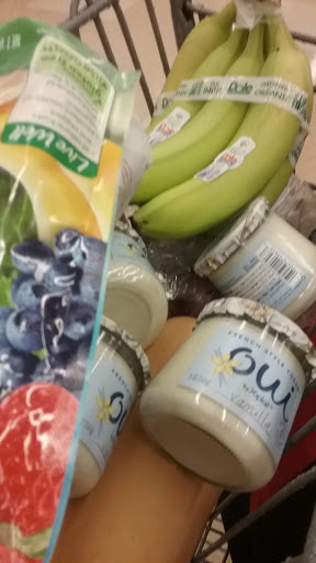 Grocery Store «Food Lion», reviews and photos, 907 S Chapel St, Newark, DE 19713, USA