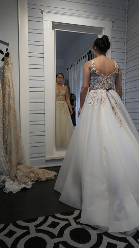 Bridal Shop «Blush Bridal Lounge», reviews and photos, 1815 W 35th St, Austin, TX 78703, USA