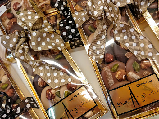 Confitería y Pastelería Aramo Argüelles