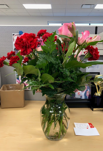 Florist «Bella Flowers & Greenhouse, Inc.», reviews and photos, 7117 Roberts Rd, Bridgeview, IL 60455, USA