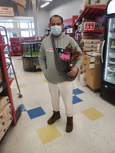 Pet Supply Store «Petco Animal Supplies», reviews and photos, 92 Cluff Crossing Rd, Salem, NH 03079, USA