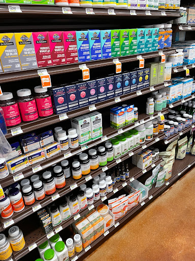 Grocery Store «Fresh Thyme Farmers Market- Greenwood IN», reviews and photos, 8750 US-31, Indianapolis, IN 46227, USA