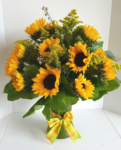 Florist «Midwood Flower Shop», reviews and photos, 2415 Central Ave, Charlotte, NC 28205, USA