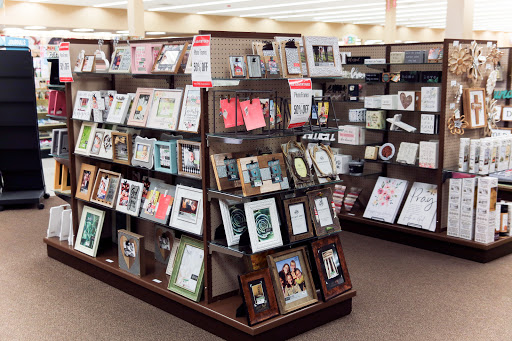 Christian Book Store «Mardel Christian & Education», reviews and photos, 1533 E Battlefield Rd, Springfield, MO 65804, USA