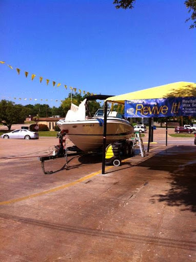 Car Wash «SuperShine Car Wash», reviews and photos, 600 N Carrier Pkwy, Grand Prairie, TX 75050, USA