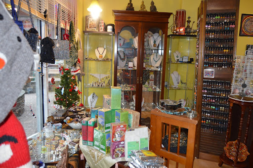 Gift Shop «Himalayan Gifts & Tailoring», reviews and photos, 1060 Main St, Newington, CT 06111, USA