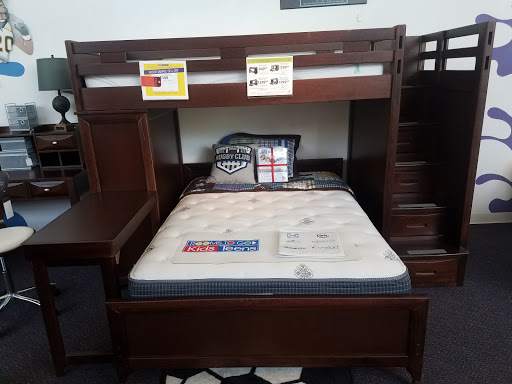 Furniture Store «Rooms To Go & Rooms To Go Kids Furniture Store - Mobile», reviews and photos, 3720 Airport Blvd, Mobile, AL 36608, USA