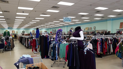 Thrift Store «Waldorf Family Thrift Store», reviews and photos, 2100 Crain Hwy, Waldorf, MD 20601, USA