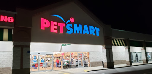 Pet Supply Store «PetSmart», reviews and photos, 9122 Mentor Ave, Mentor, OH 44060, USA