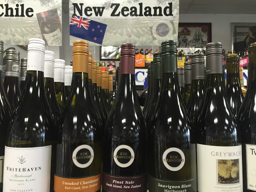 Liquor Store «Bridge Liquors», reviews and photos, 23 JT Connell Hwy, Newport, RI 02840, USA