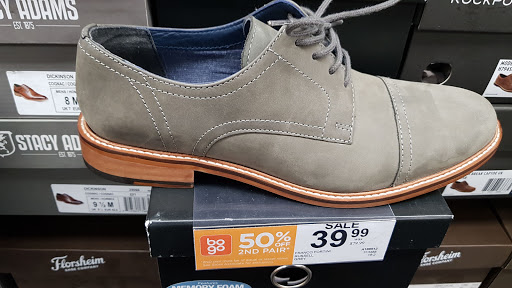 Shoe Store «Rack Room Shoes», reviews and photos, 735 Premium Outlets Blvd, Hagerstown, MD 21740, USA