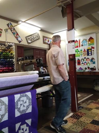 Quilt Shop «River Road Quilt Shop @ Nelson Flag», reviews and photos, 2501 South Ave, La Crosse, WI 54601, USA