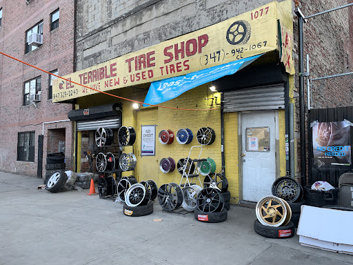 El Terrible Tire Shop  image 10