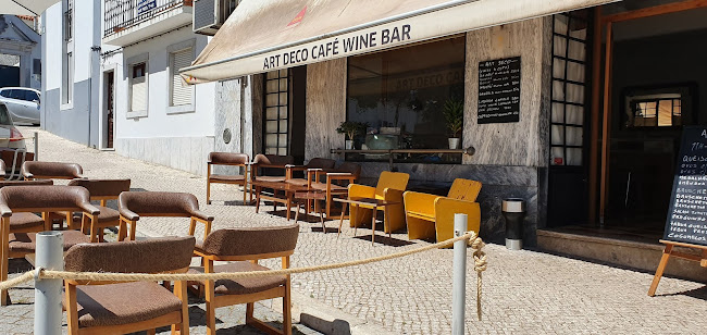 Art Deco Wine Café