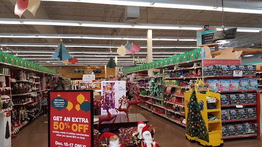 Grocery Store «Kroger», reviews and photos, 305 E Lewis and Clark Pkwy, Clarksville, IN 47129, USA