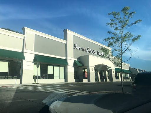 Book Store «Barnes & Noble», reviews and photos, 2614 Central Park Ave, Yonkers, NY 10710, USA