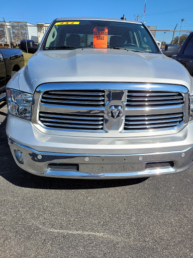 Car Dealer «Humboldt Chrysler Dodge Jeep Ram Inc.», reviews and photos