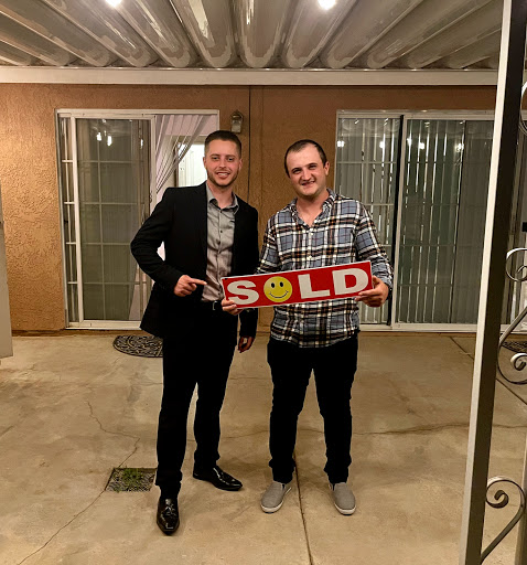 Eric Cussimonio Realtor image