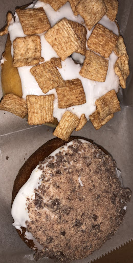 Bakery «Oxford Doughnut Shoppe», reviews and photos, 120 S Locust St, Oxford, OH 45056, USA