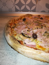 Plats et boissons du Pizzeria Le PasSage by La caravane d'olive pizzas à Orgon - n°11