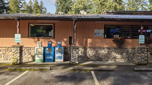 Grocery Store «Clearwood Market & Deli», reviews and photos, 21600 N Clear Lake Blvd SE, Yelm, WA 98597, USA