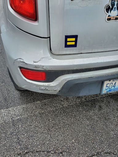 Auto Body Shop «South Louisville Paint & Body», reviews and photos, 7105 Southside Dr, Louisville, KY 40214, USA