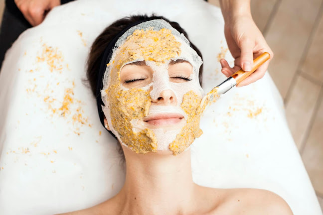 "Drogą piękna" salon urody - Salon piękności