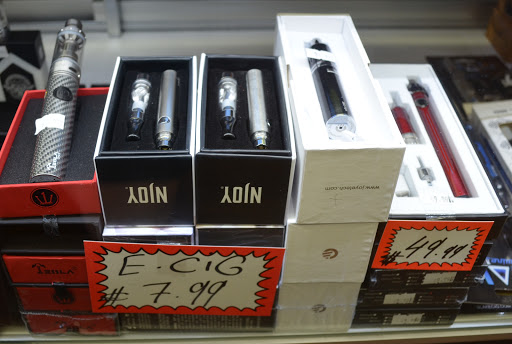 Tobacco Shop «Bob Smoke Shop», reviews and photos, 6165 El Cajon Blvd # M, San Diego, CA 92115, USA