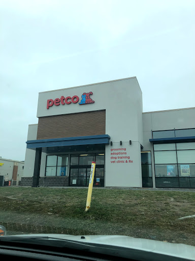 Pet Supply Store «Petco Animal Supplies», reviews and photos, 178 Township Blvd, Camillus, NY 13031, USA