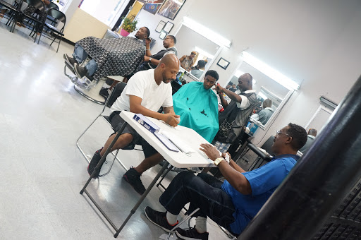 Barber Shop «SHECOSMO Hair Salon And Barbershop», reviews and photos, 2109 W Parker Rd #108, Plano, TX 75023, USA